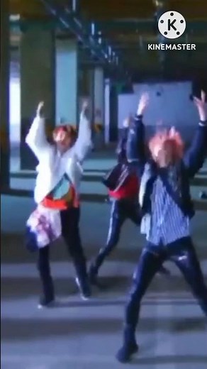 BTS 💜 DANCE ON HINDI SONG 🎵 #bts #btsdance #dance #v #jungkook #jimin #trending #shorts #ytshorts
