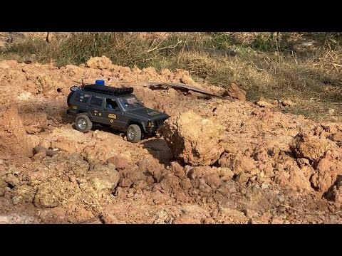 1/12 Scale RC Jeep Cherokee Extreme Off-Road Challenge – Rock Crawling Adventure!