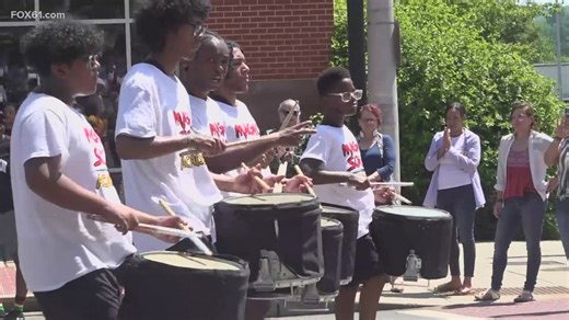Juneteenth parade in Middletown blends music together with freedom and unity