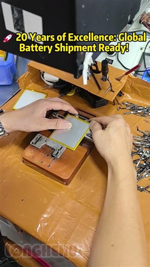 📦 Packing Power: Premium Batteries Compatible with iPhone, Samsung & More Heading Out!