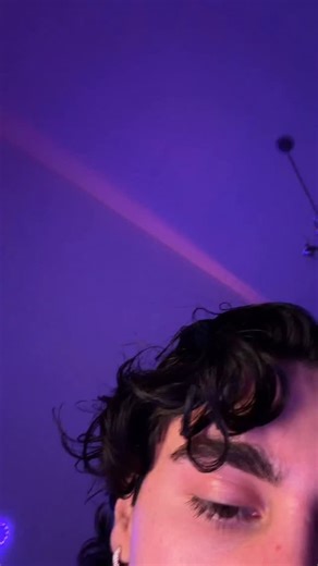 CARLOS BELCAST on Instagram: "Ponte listo conmigo 🦈 @gymshark /(BELCAST10) 🔥 @rawnutrition / (BELCAST) 💊 @revivemd / (BELCAST) 🧊 @rgmntco / (BELCAST) 💪 @ironsidemexico / (BELCAST)"