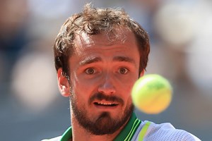 Sjokktap for Medvedev – ute av French Open
