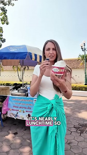 Tasting coconut sticky rice ice cream in Laos!🇱🇦 | Vientiane food adventure