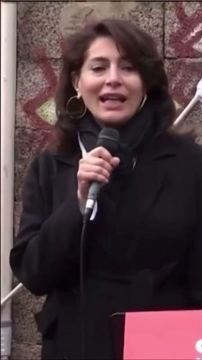 Caterina Murino also took part in the 'Sa Die de Sa Sardigna' celebrations.