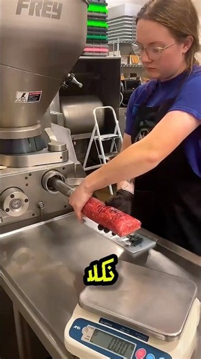 How Meat Is Packed in a Factory 🥩🤯