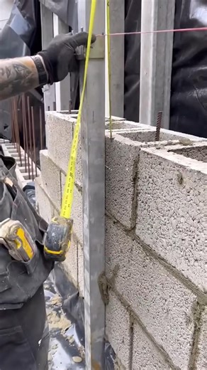 How to install cement block. Rookie installer. #diy #construction ‪@GIMS‬