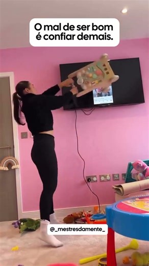 Vai aí confia olha que sua amada tá olhando na Internet kkkkk confia