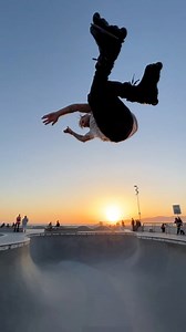 Venice beach skatepark summer 22 #calilife #rollerblading #skateboarding #skating #inlineskating #paradise | Cj Wellsmore