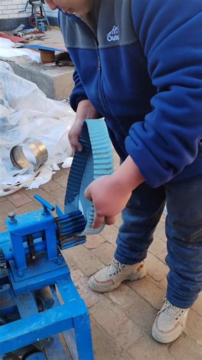 How to Use a Plate Rolling Machine for Metal Discs