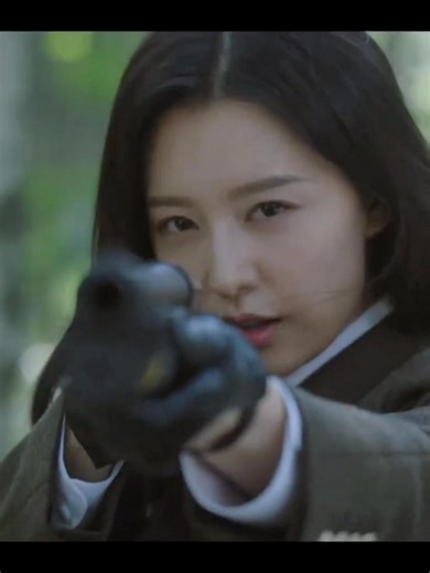 Queen Of Tears: Iconic Moments with Hong Hae In