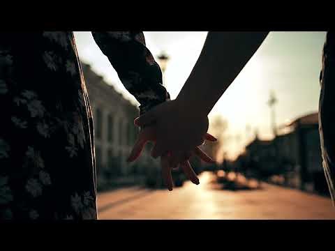 4K Free Stock Footage – Couple Holding Hands | Love & Romance Video
