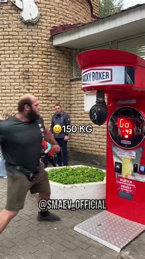 Бокс и сила: веселые моменты поединка