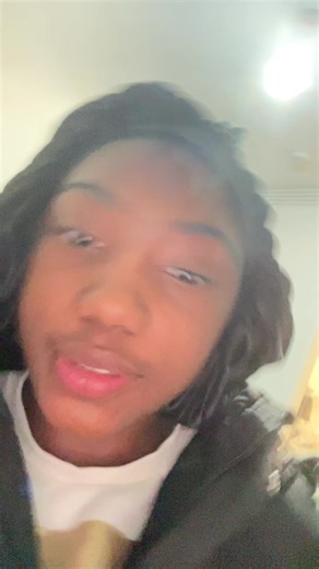 Roslyn Mars (@roslyn.mars)’s videos with original sound - ＇ ky 🧁