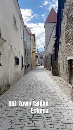 Old Town Tallinn, Estonia. Beautiful. #travel #tallinn #estonia #oldtown #walking #fyp #moe