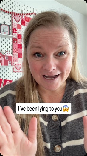 Amy Chappell- sewing patterns that are fast and fun on Instagram: "Crewel needles are big and sharp- that is what you want. Something with a big enough eye to thread the yarn through. Tapestry needles are not sharp. I totally had it backwards. When choosing the size of the needle, you want the Goldilocks size- big enough for your yarn, but not so big that it makes a bigger hole than you need. Buying an assortment can be helpful so you can have options for different projects. I have ordered a cou