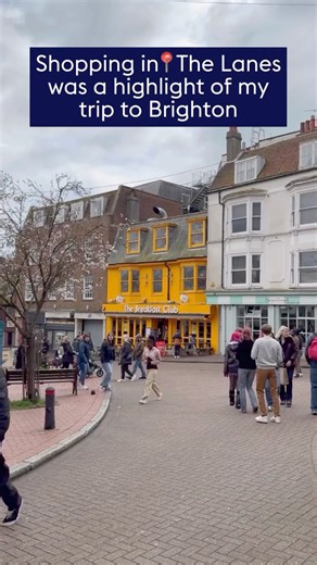 35K views · 464 reactions | The Lanes in Brighton is a shopping paradise with vintage shops, independent cafes and so much more to explore! ⭐ The Lanes, Brighton | Love GREAT Britain | Facebook