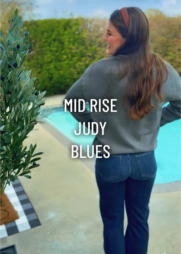 Flattering Judy Blue Straight Leg Jeans for Every Body