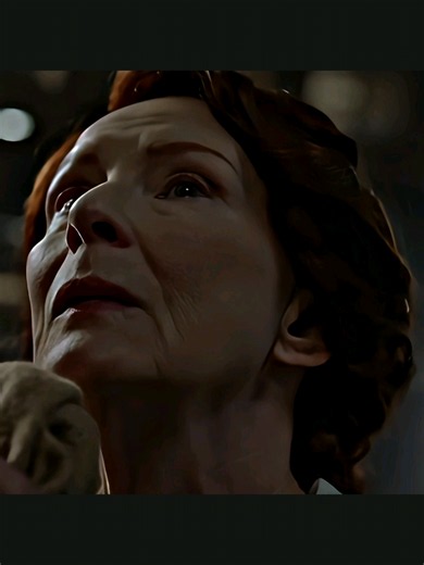 Moira conseguiu seus ossos 🎥AHS apocalypse #filmes #filmeseseries #filmespaeaassistir #ahs