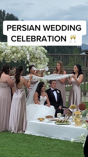 We love helping brides celebrate their culture and heritage! This Persian wedding was absolutely stunning! Seeing the sofreh aghd, tasting the baklava and witnessing rich traditions was memorable in itself ✨🤍🥂 #bellebodasevents #utahwedding #persian #wedding #culture #weddingplanner