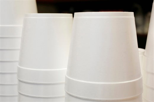 Styrofoam food containers are now banned in Oregon