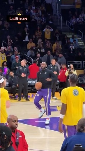LeBron led lakers pre game routine ritual at crypto arena