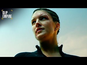 Mallory and Kenneth Face Off on the Beach | Haywire