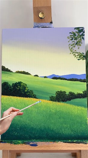 Easy way to paint beautiful lush green grass hills for beginners #painting #acrylicpainting #landscapepainting #paintingideas #art | Soul & Canvas