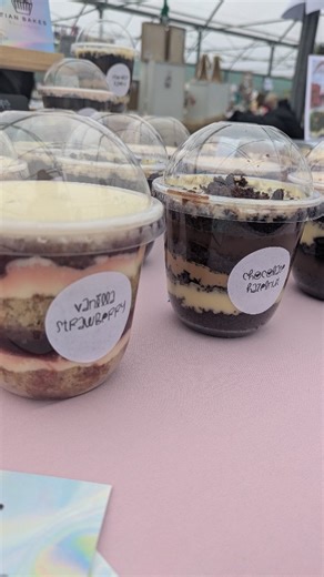 Cake in a cup, have you tried one yet? It's not just a cake in a cup, it's a combo of delicate cake crumbles layered with luscious, velvety ganache and a mix of irresistible flavors, finished with a swirl of silky, creamy buttercream that melts in your mouth. That's what it is 👌 #tianbakes #cakedecorator #cakemaker #cakecup | Tian Bakes