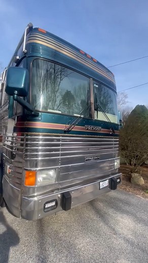 ▶ 1997 Prevost Royale Coach For Sale in Chalrestown, RI | 40FT | Detroit Series 60 | Allison B 500 | 288K mi Current price, more pics and info at the full listing on our website (link in bio) #prevostroyale #prevostroyalecoach #prevostrv #prevostmotorhome #prevostbus #prevostrvforsale #royalecoach | Prevost RV For Sale
