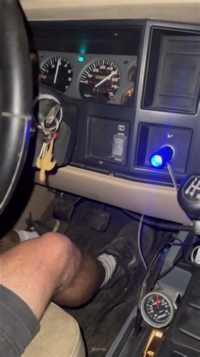 Turbo jeep 4.0 pull with 4.88s and 33in super swappers #jeep #jeepxj #turbojeep #4x4turbo