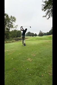 3 Holes of unfortunately average golf