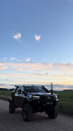 Exploring the N80 Hilux Modifications and Features