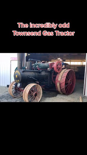 Steam engine or gas tractor？ #farmer #tractor #steam #johndeere #foryou #foryoupage #antiquetractortok #farmlife #fyp #farmtok #tractorsoftiktok | Nellie Bellamy
