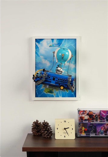 Let the Battle Bus fly,frame for Lego battle bus #lego #fortnite #legobattlebus #legofortnite #legodisplay