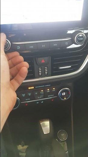 Ford Fiesta Titanium B&O Play Subwoofer Response Test