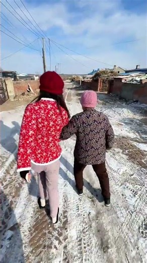 Countryside Walks with Grandma: A Heartwarming Journey