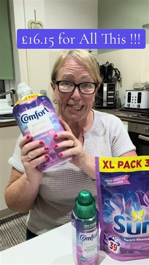 Limited Edition Laundry Bundle Surf Washing Capsules, Comfort fabric conditioner & Scent booster #tiktokmademebuyit #blackfriday #dealdrops #washing #kitchen @Unilever Home Care Shop