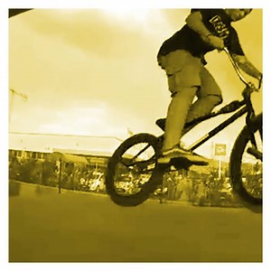 Nuovo mese, nuovo #provaprendermi. Questa volta tocca a Luca e al suo 180 Tailwhip. Sei pronto per rispondere? #pickupsnack | PiCK UP!