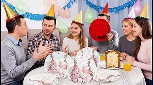 Resurhang 60 Pcs Baseball Treat Bags Candy Zipper Cute Baseball Food Goodie Gifts Bags Resealable Sport Themed Snack Candy Containers for Sport Birthday Baby Shower Supplies