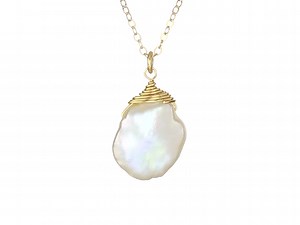 Watch Dogeared "Cultured Pearls Of..." Keshi Cultured Pearl Gold Pendant Necklace, 18" 2" Extender on Amazon Live