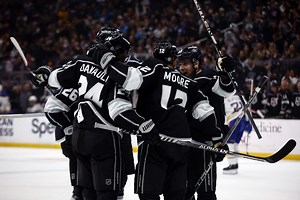 How many teams are there in the NHL?