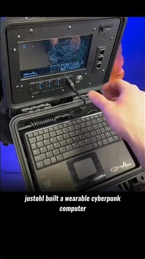Justohl Built A Wearable Cyberpunk Computer