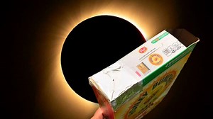 Cómo construir un proyector casero para poder disfrutar del eclipse