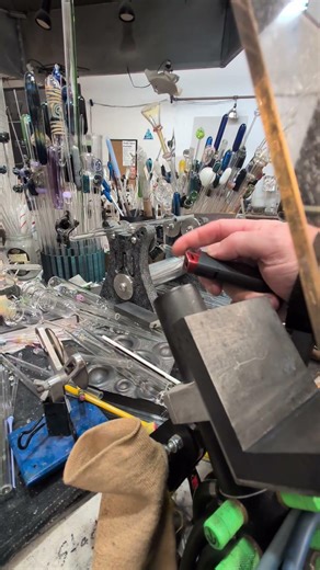 🔥 Walk into the studio… #GlassBlowing #TorchLife #PuffcoPeak #StudioVibes #WestieGlass #DailyGrind