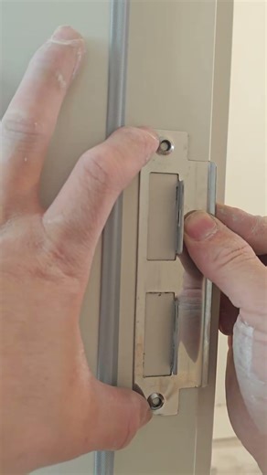 How to align the door frame in one step