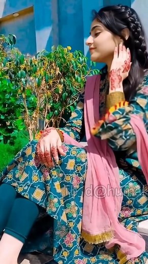 5.5K reactions · 130 shares | Do I look like a Beauty queen or not? Yes/No . . . . . . . #beautyqueen #beautychallenge #beauty #fashion #fblifestyle Huma Parveen | Huma Parveen | Facebook