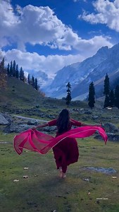 5.2K views · 24K reactions | D.M. for shoot in KASHMIR️❤️. Contact no.: 9149849911. : : : : : : : : : : : : : : #reelkarofeelkaro #explorepage✨ #snow #travelphotography #gulmarg #sonmarg #beautifulview #kashmirvalley #modelshoot #actress | Javaid Fayaz | Facebook