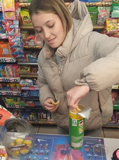 can anybody finish the pringle challenge #viralvideos #pringle #swanseacity #swansea #fyp