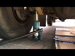 Update, Subscriber news LRTV August 2014 introduction to inspection and servicing Defender 110