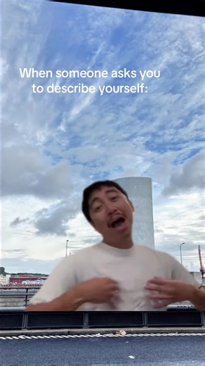 How to Describe Yourself: Quick Answers for When Someone Asks